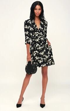 Lumiere Faux Wrap Long Sleeve Floral Romper Black Cream White Small NWT